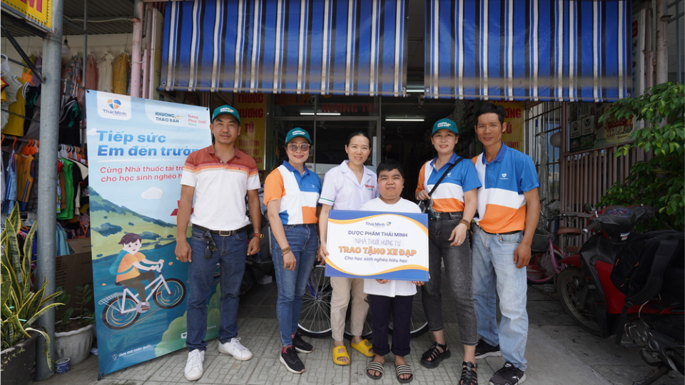 Dược phẩm Thái Minh trao tặng xe đạp tại tỉnh Thừa Thiên Huế